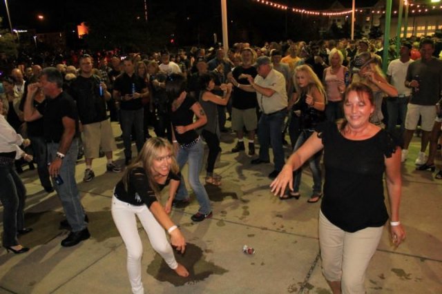 Quaker Steak and Lube