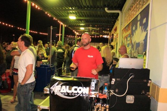 Quaker Steak and Lube