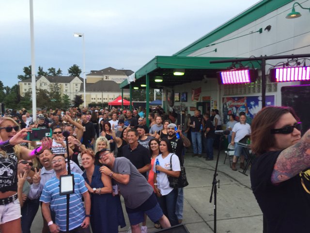 Quaker Steak & Lube Polaris and RadioTramps